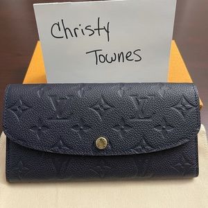 SOLD!!  💯 Emilie Wallet Empreinte leather